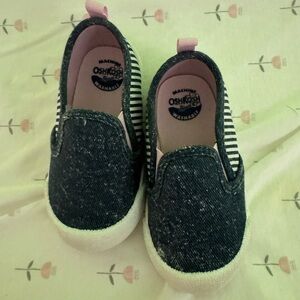 Toddler Slip on Oshkosh sneakers size 7M